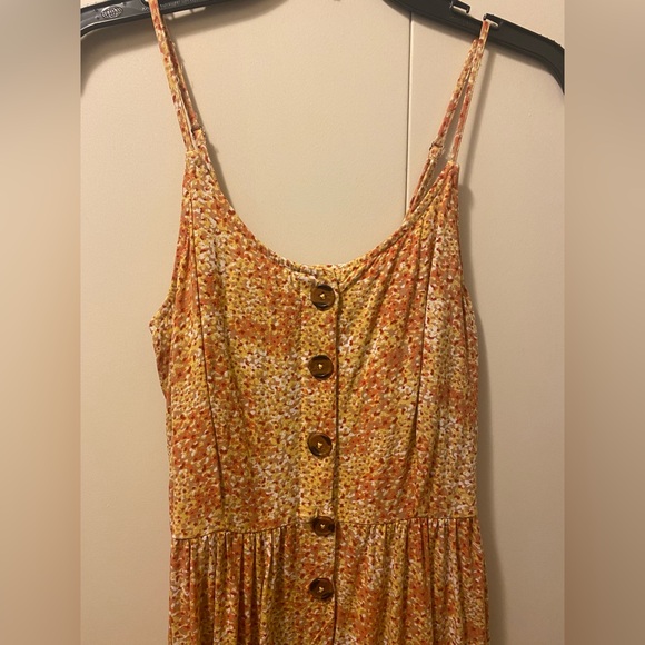 Floral Button Dress - Picture 3 of 9